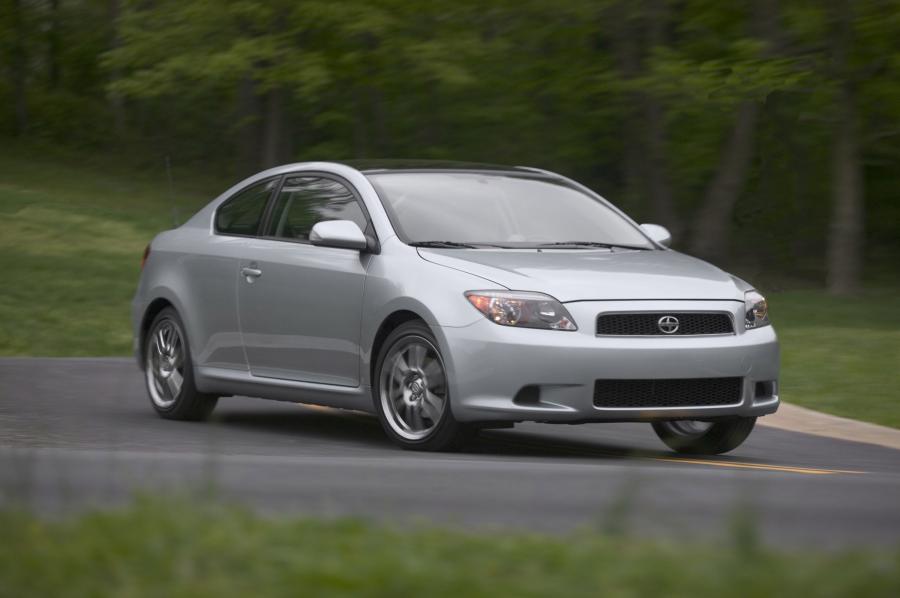 Scion tC 2005 года  (фото 15 из 130)
